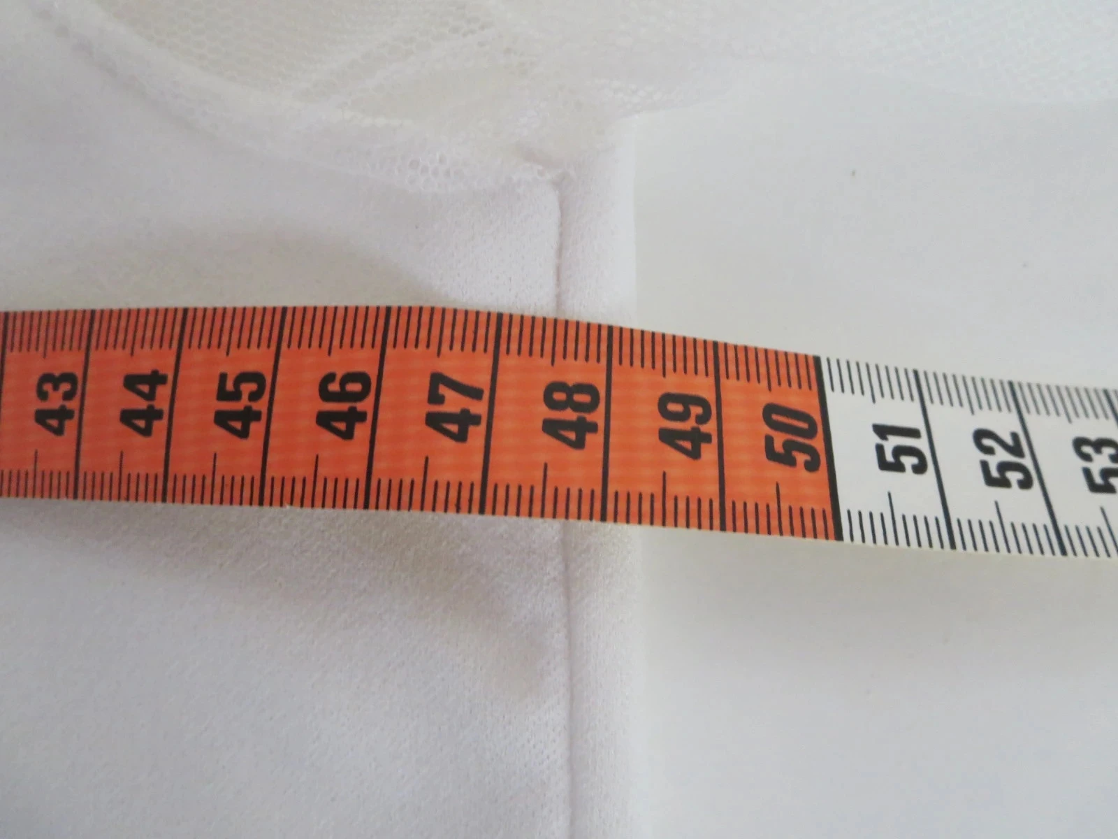 Blouse blanche chic en tulle et dentelle – Taille 40  – Excellent état – photo 6